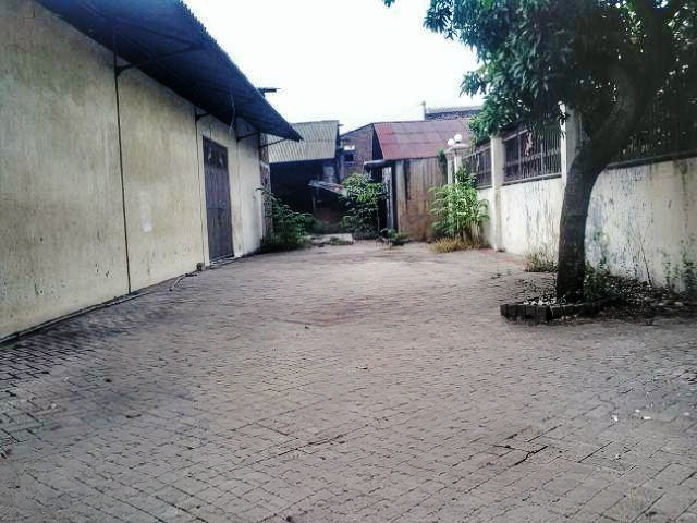 Gudang + Lahan Kosong 18x33 m Krembangan – Dijual 6 M Nego / Kontrak 250 Jt/thn